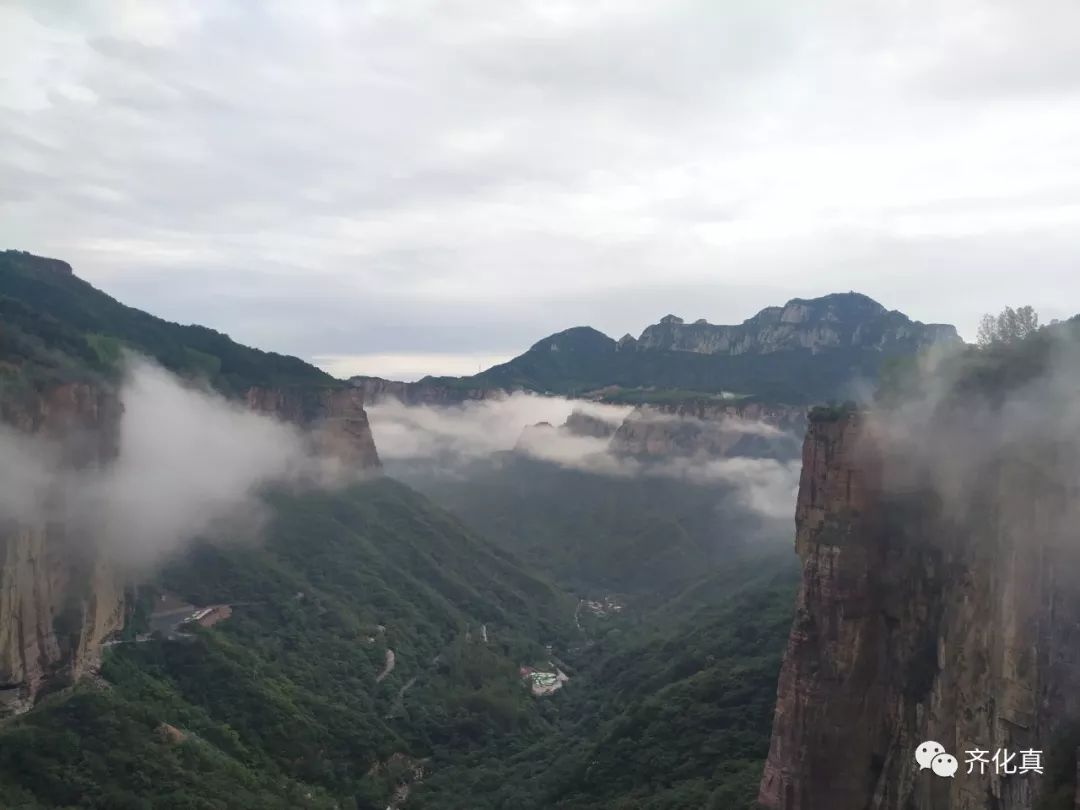万仙山郭亮村路途导游词文案