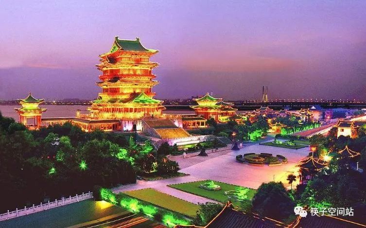 滕王阁旅游风景区导游词文案