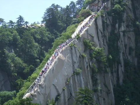  华山风景区导游词文案